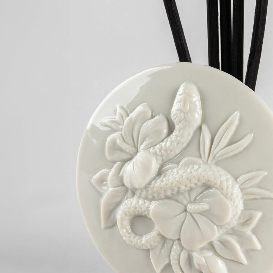 Diffusore per profumo con coperchio in porcellana Serpente-Oriente Segreto ZODIACO CINESE Lladrò