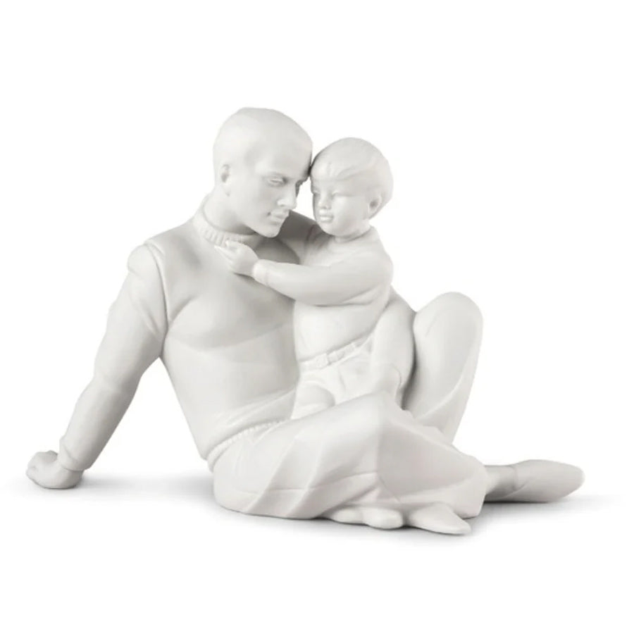 Scultura in porcellana spagnola "AMARE E PROTEGGERE" NAO by Lladró