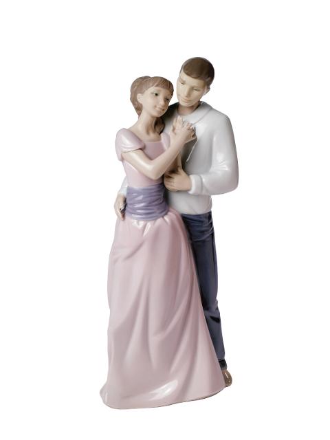 Scultura in porcellana spagnola Nao by Lladro SOGNI D'AMORE