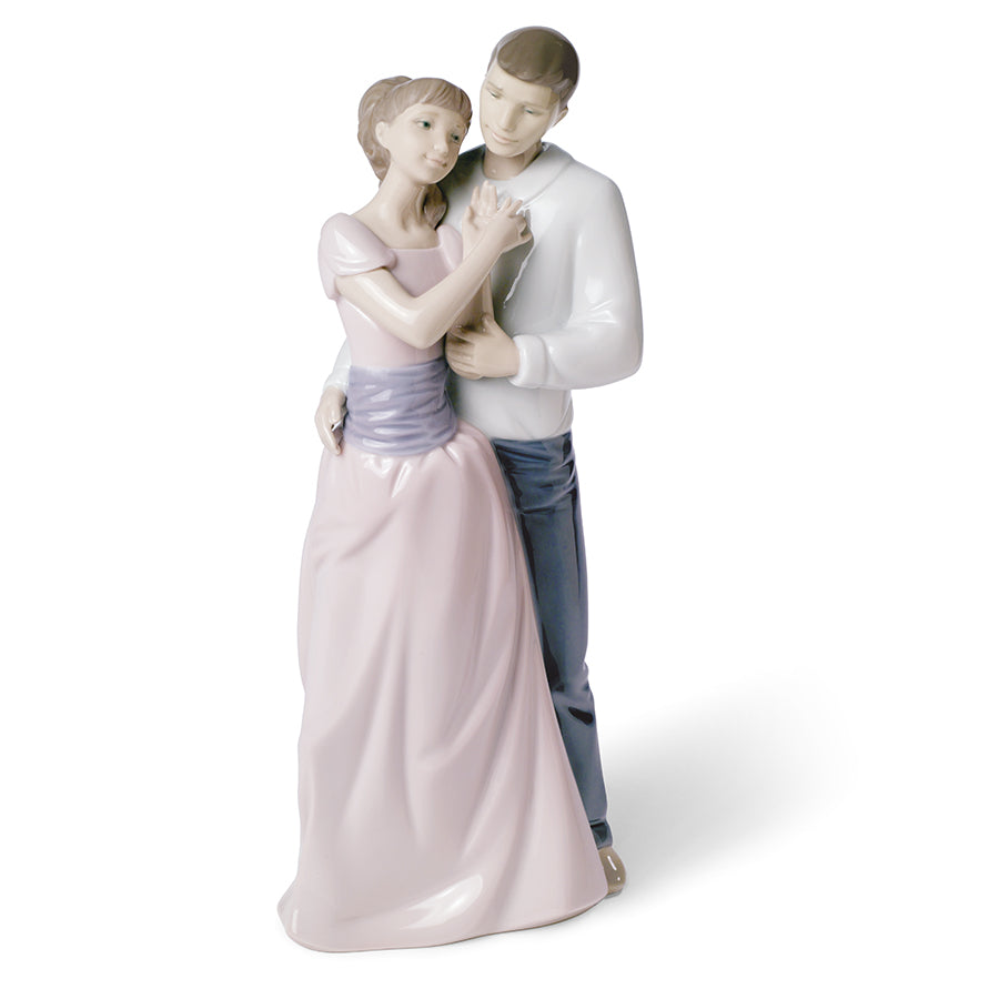 Scultura in porcellana spagnola "SOGNI D'AMORE"  Nao by Lladrò