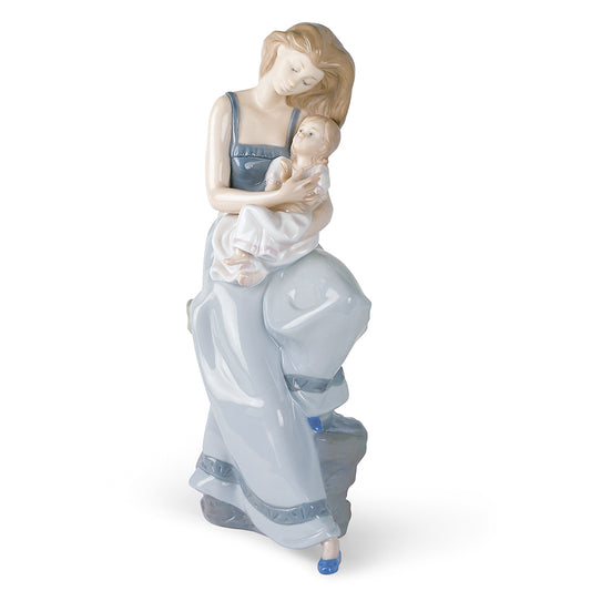 Scultura in porcellana spagnola "MAMMA CON BAMBINA" Nao by Lladrò