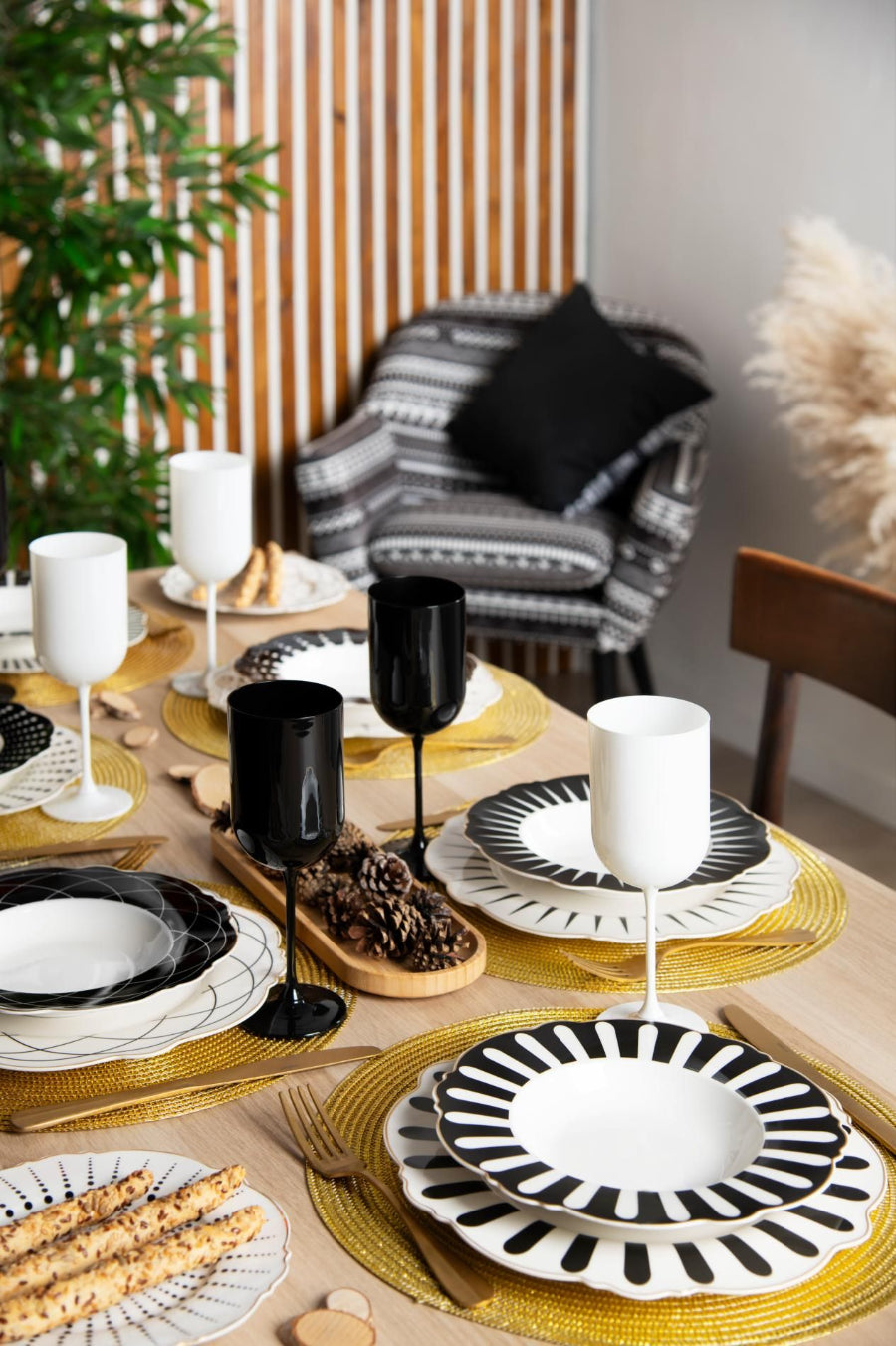 Servizio piatti 18 pz in porcellana decorata "ALICE" Excelsa
