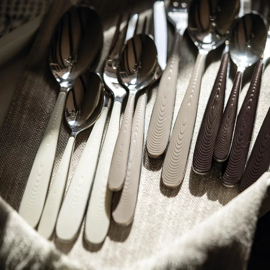Set Posate 24 Pezzi in Acciaio Inox e plastica "JUST" Guzzini