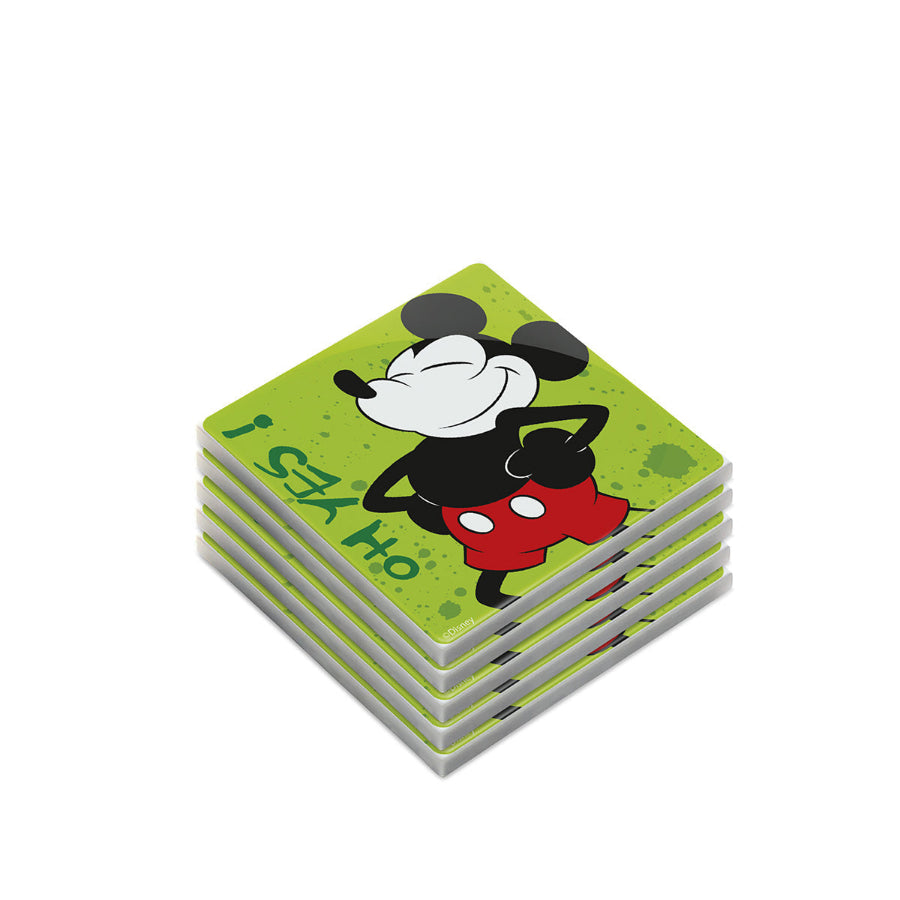 Foto di ambientazione con cinque sottobicchieri Mickey Mouse I AM verde Egan